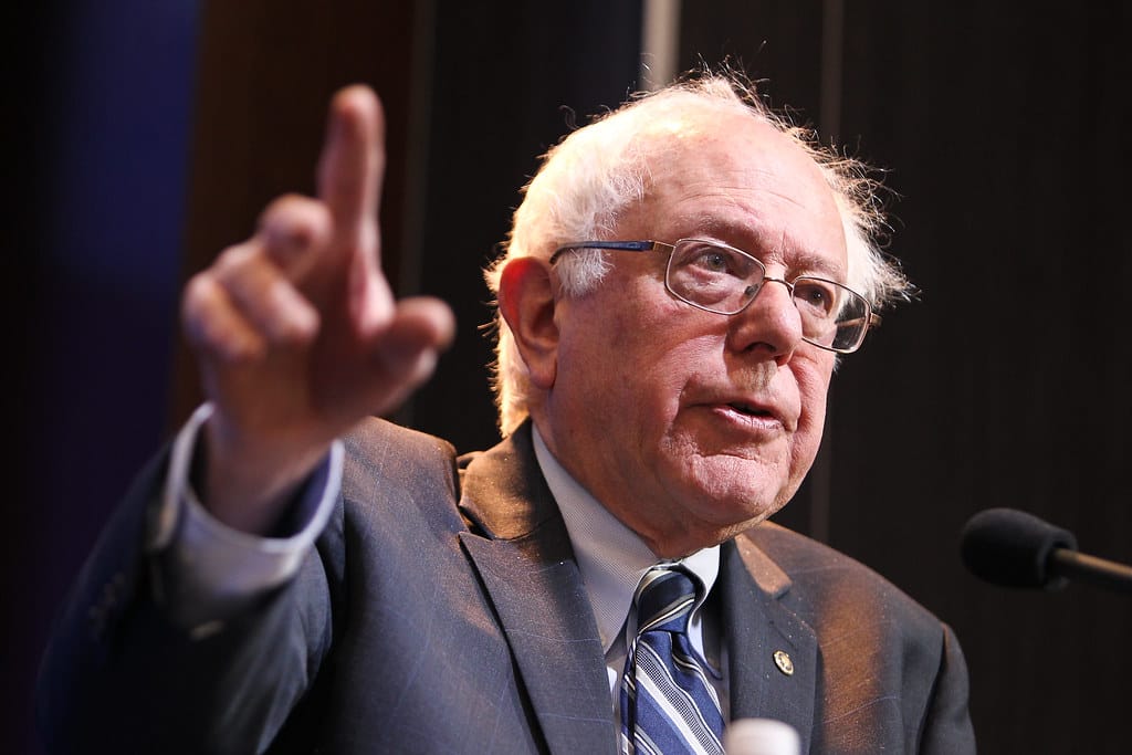 Bernie Sanders Champions 4-Day Work Week as AI Revolution Transforms the Workplace