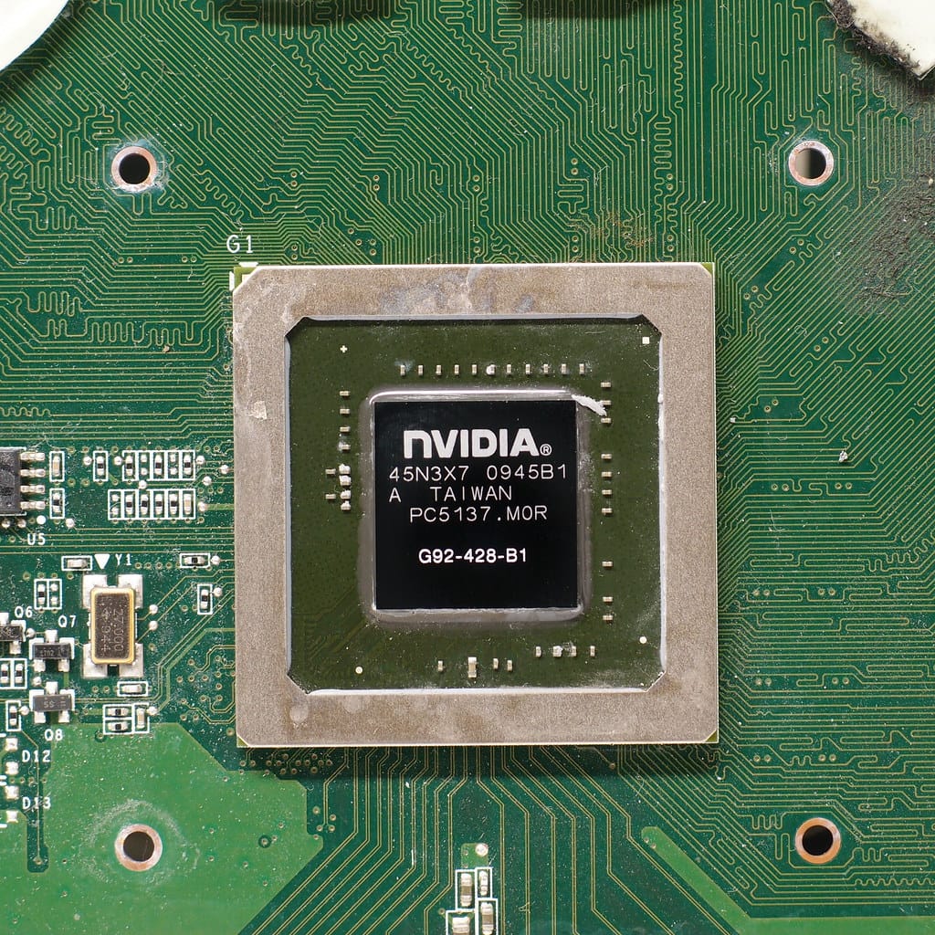 Chinese Tech Giants Race to Stockpile Nvidia Chips as US Sanctions Thaw