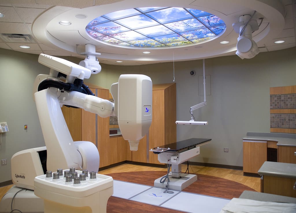 Surgical Robot Performs Gallbladder Removal Without Human Intervention in Medical Breakthrough