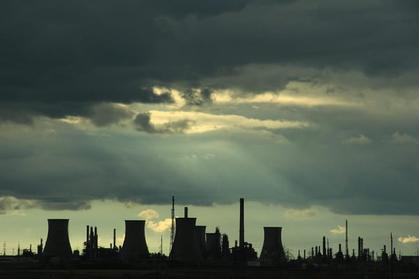 MIT Breakthrough Could Revolutionize Oil Refining and Cut Energy Costs by 30%