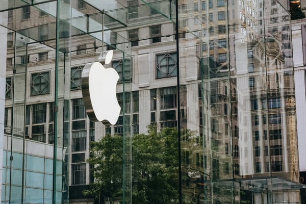 Apple Executives Double Down on AI Strategy Amid Growing Competition