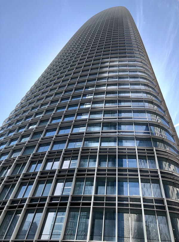Salesforce Raises Prices 6% as AI Features Drive Premium Strategy