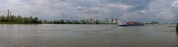 Chemical Pollution Crisis: Scientists Sound Alarm on Humanity's "Silent Threat"
