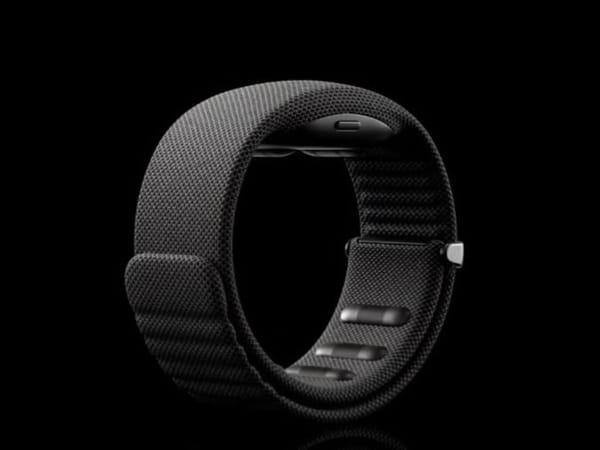 Meta's Mind-Bending Wristband Could Replace Your Mouse and Keyboard Forever